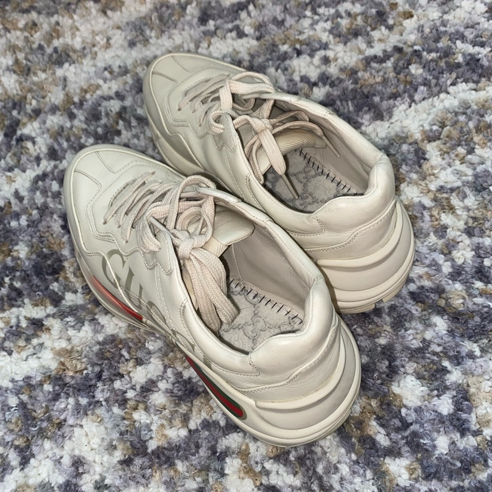 37, Gucci, Cream